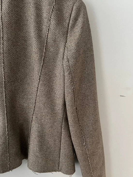 Banana Republic Brown Herringbone Ruffle Collar Blazer - Picture 12 of 12